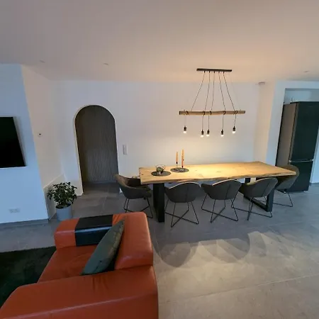 H1 Mit Sauna 8 Personen 4 Schlafzimmer ווינטרברג