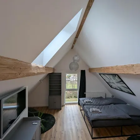 H1 Mit Sauna 8 Personen 4 Schlafzimmer *